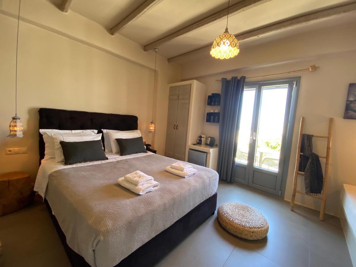 Ampelos Suites Naxos City Esterno foto