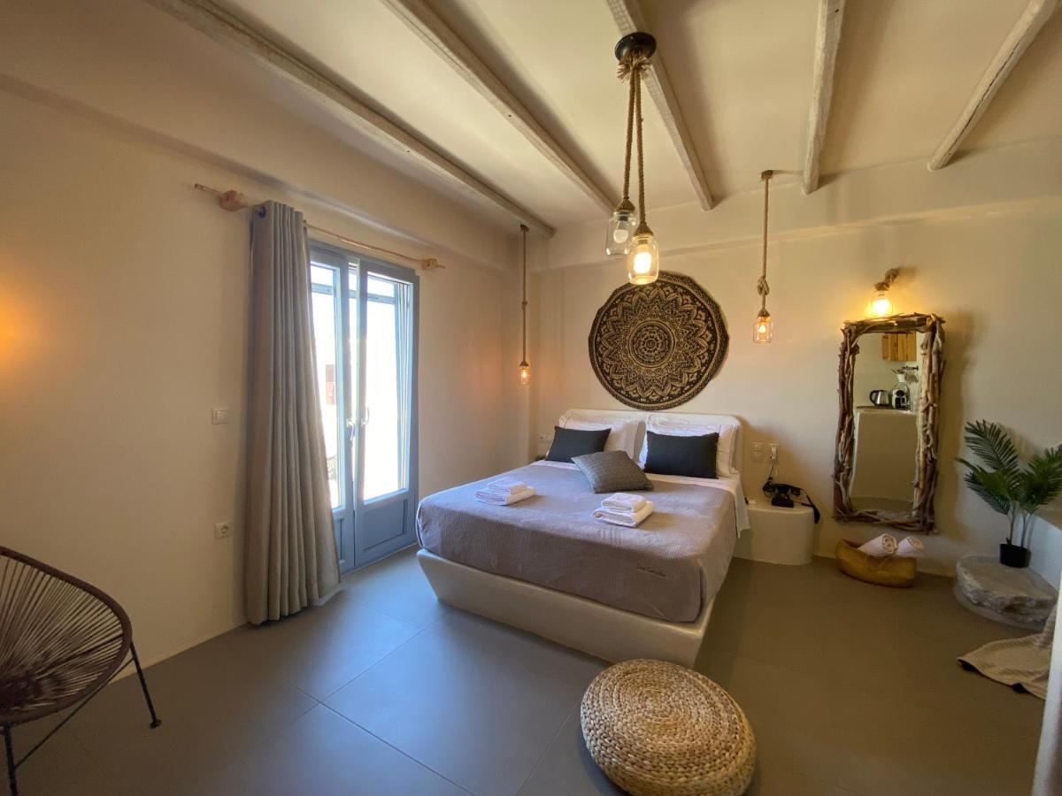 Ampelos Suites Naxos City Esterno foto