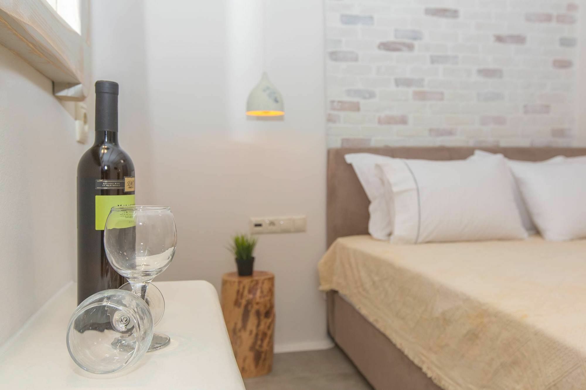 Ampelos Suites Naxos City Esterno foto